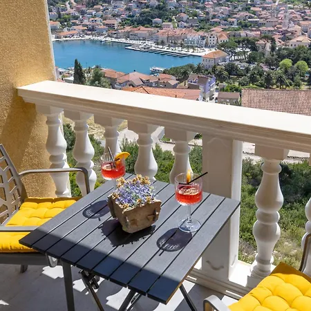 Vista Appartamento Jelsa (Hvar)